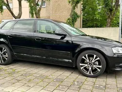 Schwarz Gebraucht 2010 Audi A3 Sportback Ambition Kombi | 3.690 € (Superpreis)