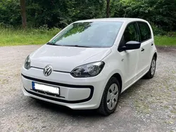 Weiß Gebraucht 2012 VW up! Kleinwagen | 7.000 € (Etwas zu teuer)
