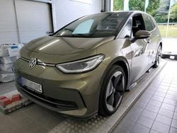 Grün Gebraucht 2023 VW ID.3 Pro Kleinwagen | 30.990 € (Fairer Preis)