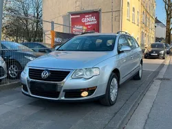 Silber Gebraucht 2010 VW Passat Trendline Kombi | 6.990 € (Teuer)