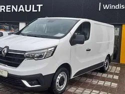 Arktisweiß Gebraucht 2022 Renault Trafic Komfort Van | 30.790 € (Teuer)