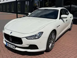 Weiß Gebraucht 2016 Maserati Ghibli Coupé | 34.500 € (Fairer Preis)
