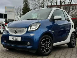 Midnight blue & kristallweiß Gebraucht 2018 Smart ForTwo Cabrio Cabrio | 14.490 € (Guter Preis)
