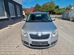 Grau Gebraucht 2008 Skoda Fabia Kleinwagen | 2.000 € (Fairer Preis)