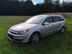 Silber Gebraucht 2005 Opel Astra Kombi | 1.350 € (Guter Preis)