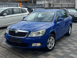 Blau Gebraucht 2009 Skoda Octavia Elegance Limousine | 5.998 € (Etwas zu teuer)