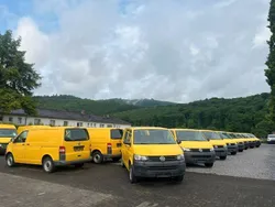 Gelb Gebraucht 2012 VW T5 Van | 7.450 € (Superpreis)