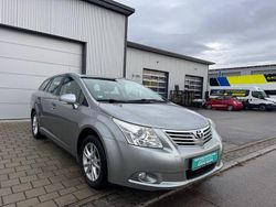 Silber Gebraucht 2011 Toyota Avensis Edition Kombi | 7.999 € (Etwas zu teuer)