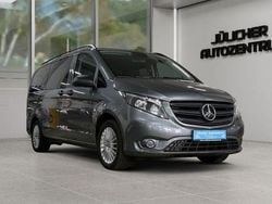 Grau Gebraucht 2021 Mercedes Vito Kombi | 36.990 € (Guter Preis)