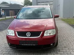 Rot Gebraucht 2005 VW Touran Highline Van / Kleinbus | 4.600 € (Teuer)