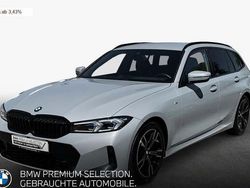 Grau Gebraucht 2024 BMW 320 Performance Kombi | 38.490 € (Etwas zu teuer)