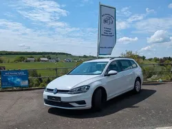Weiß Gebraucht 2020 VW Golf VII Trendline Kombi | 14.350 € (Fairer Preis)