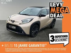 Beige Gebraucht 2023 Toyota Aygo Style Kleinwagen | 18.990 € (Fairer Preis)