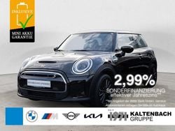 Schwarz Gebraucht 2023 Mini Cooper SE Classic Kleinwagen | 18.290 € (Guter Preis)