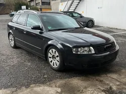 Schwarz Gebraucht 2002 Audi A4 Kombi | 1.400 € (Fairer Preis)