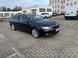 Schwarz Gebraucht 2015 Skoda Superb Exclusive Kombi | 6.500 € (Teuer)