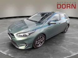 Grün Neu 2025 Kia Ceed Spirit Kleinwagen | 29.890 € (Fairer Preis)