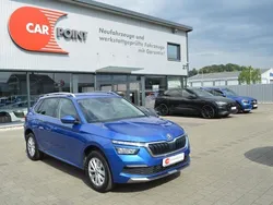 Raceblau metallic Gebraucht 2023 Skoda Kamiq Ambition SUV | 23.550 € (Guter Preis)