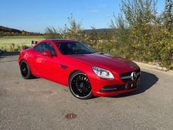 Rot Gebraucht 2014 Mercedes SLK250 Cabrio | 22.900 € (Fairer Preis)
