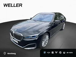 Black sapphire (schwarz) Gebraucht 2021 BMW 750 Sport Line Limousine | 52.890 € (Superpreis)