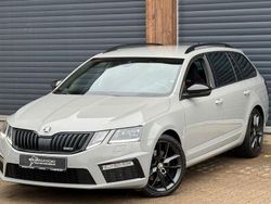 Grau Gebraucht 2018 Skoda Octavia RS Kombi | 13.290 € (Fairer Preis)