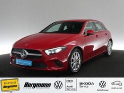 Jupiterrot unilack Gebraucht 2019 Mercedes 180 Limousine | 21.552 € (Superpreis)
