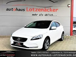 Weiß Gebraucht 2014 Volvo V40 Momentum Kombi | 11.990 € (Fairer Preis)