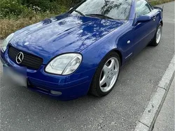Blau Gebraucht 1998 Mercedes SLK230 Cabrio | 3.950 € (Fairer Preis)