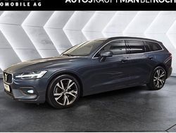 Blau Gebraucht 2024 Volvo V60 Core Kombi | 36.900 € (Fairer Preis)