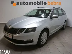 Brilliant silber Gebraucht 2018 Skoda Octavia Ambiente Kombi | 6.990 € (Superpreis)
