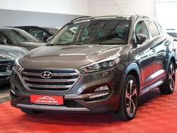 Grau Gebraucht 2018 Hyundai Tucson Premium SUV | 16.450 € (Fairer Preis)