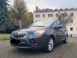 Schwarz Gebraucht 2014 Opel Zafira Tourer Active Van / Kleinbus | 4.999 € (Fairer Preis)