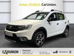 Weiß Gebraucht 2020 Dacia Sandero Celebration Limousine | 12.575 € (Fairer Preis)