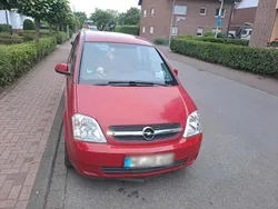 Rot Gebraucht 2005 Opel Meriva Van / Kleinbus | 2.999 € (Fairer Preis)