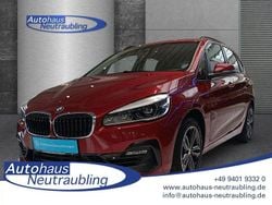 Flamencorot Gebraucht 2019 BMW 220 Active Tourer Sport Line Van / Kleinbus | 21.480 € (Fairer Preis)