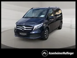 Blau Gebraucht 2022 Mercedes V220 Van / Kleinbus | 43.319 € (Guter Preis)