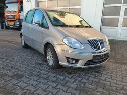 Gebraucht 2008 Lancia Musa Van / Kleinbus | 1.790 € (Guter Preis)