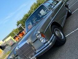 Grau Gebraucht 1967 Mercedes 300 Limousine | 39.900 €