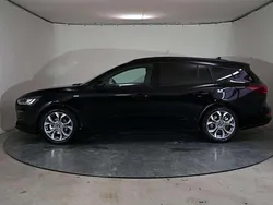 Agate black metallic Neu 2025 Ford Focus ST-Line X Kombi | 28.741 € (Guter Preis)