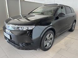 Karbon schwarz metallic Gebraucht 2024 Opel Grandland Electric SUV | 37.990 €
