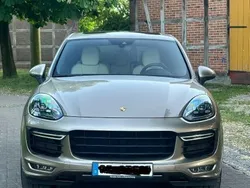 Porsche Cayenne GTS