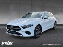Weiß Gebraucht 2024 Mercedes A250 Advanced Limousine | 30.710 € (Fairer Preis)