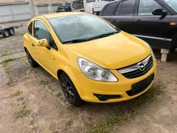 Gelb Gebraucht 2009 Opel Corsa Sport Kleinwagen | 1.250 € (Guter Preis)