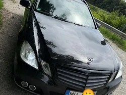 Schwarz Gebraucht 2010 Mercedes 220 Kombi | 5.999 €