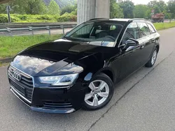 Brillantschwarz Gebraucht 2016 Audi A4 Kombi | 15.975 € (Guter Preis)