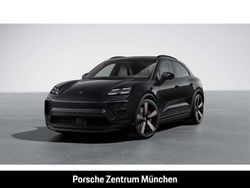 Tiefschwarzmetallic Gebraucht 2025 Porsche Macan SUV | 112.646 € (Teuer)