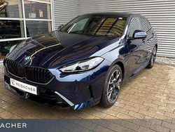 Blau Neu 2025 BMW 120 Performance Kleinwagen | 39.990 € (Fairer Preis)