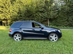 Blau Gebraucht 2008 Mercedes ML320 SUV | 14.900 € (Teuer)