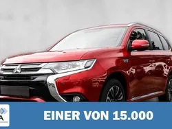 Rot metallic Gebraucht 2016 Mitsubishi Outlander P-HEV | 20.310 € (Fairer Preis)