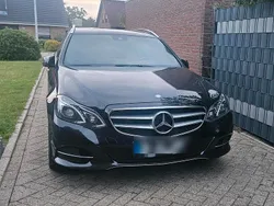 Schwarz Gebraucht 2015 Mercedes E220 Kombi | 10.200 €